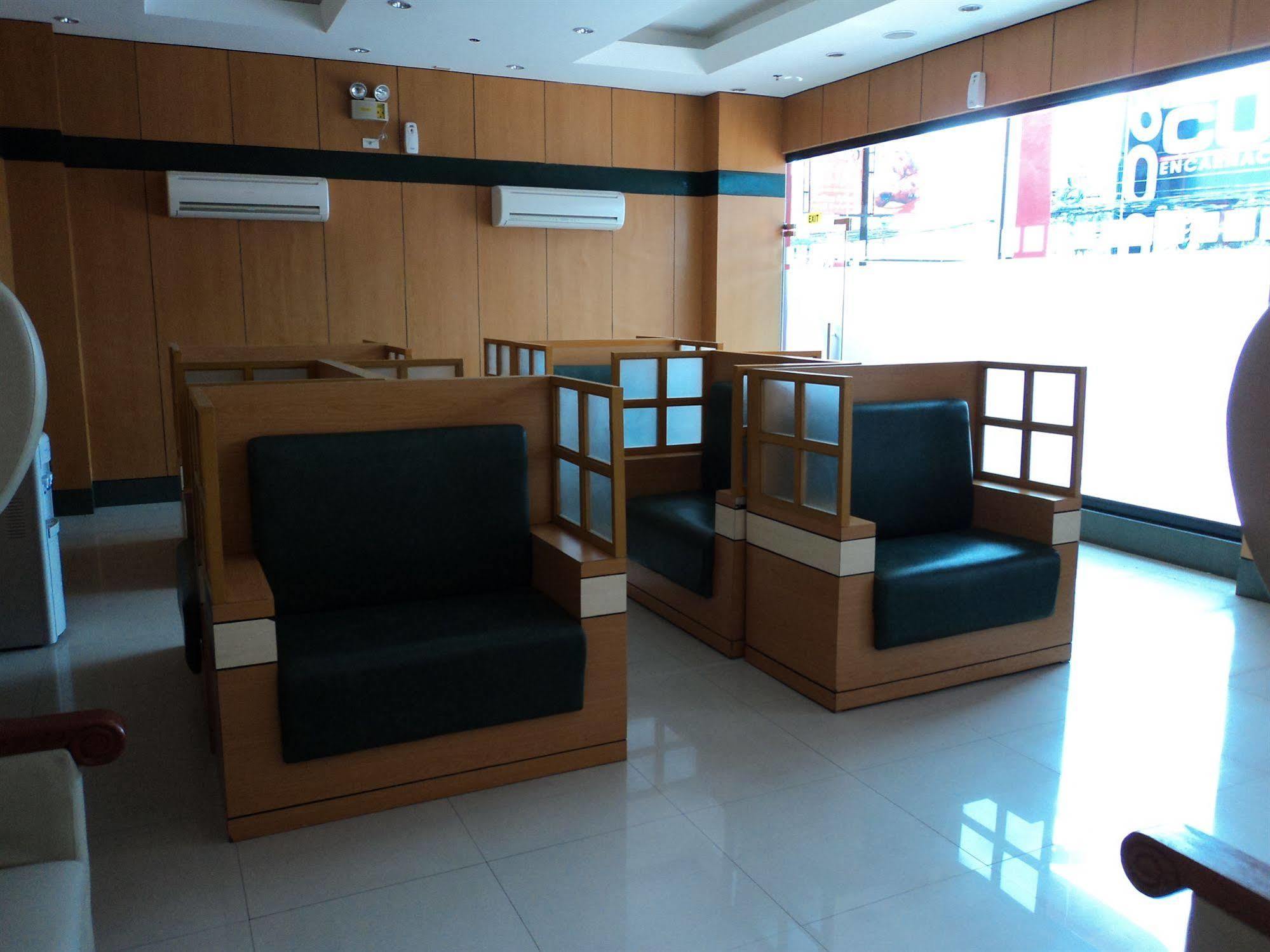 Hotel Sogo Cabanatuan Экстерьер фото